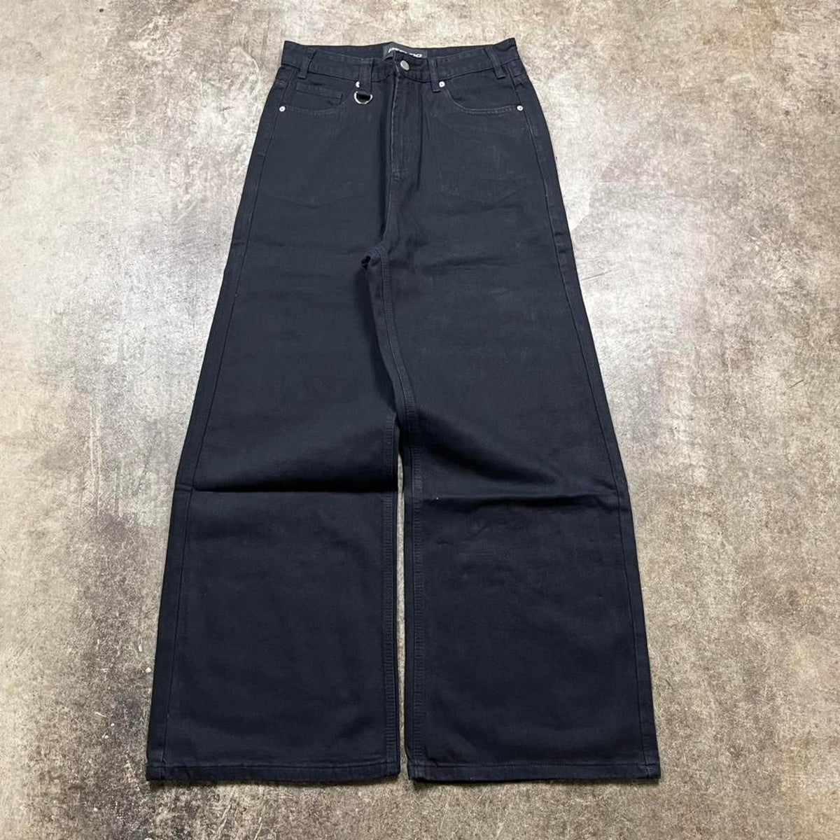 Baggy Black Wide-Leg Denim