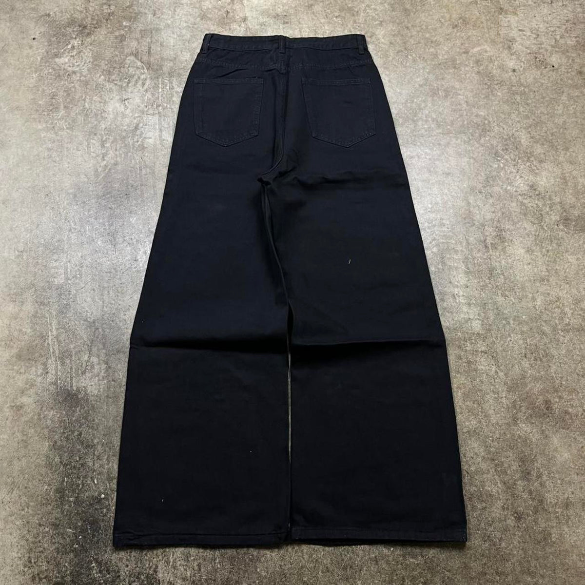 Baggy Black Wide-Leg Denim