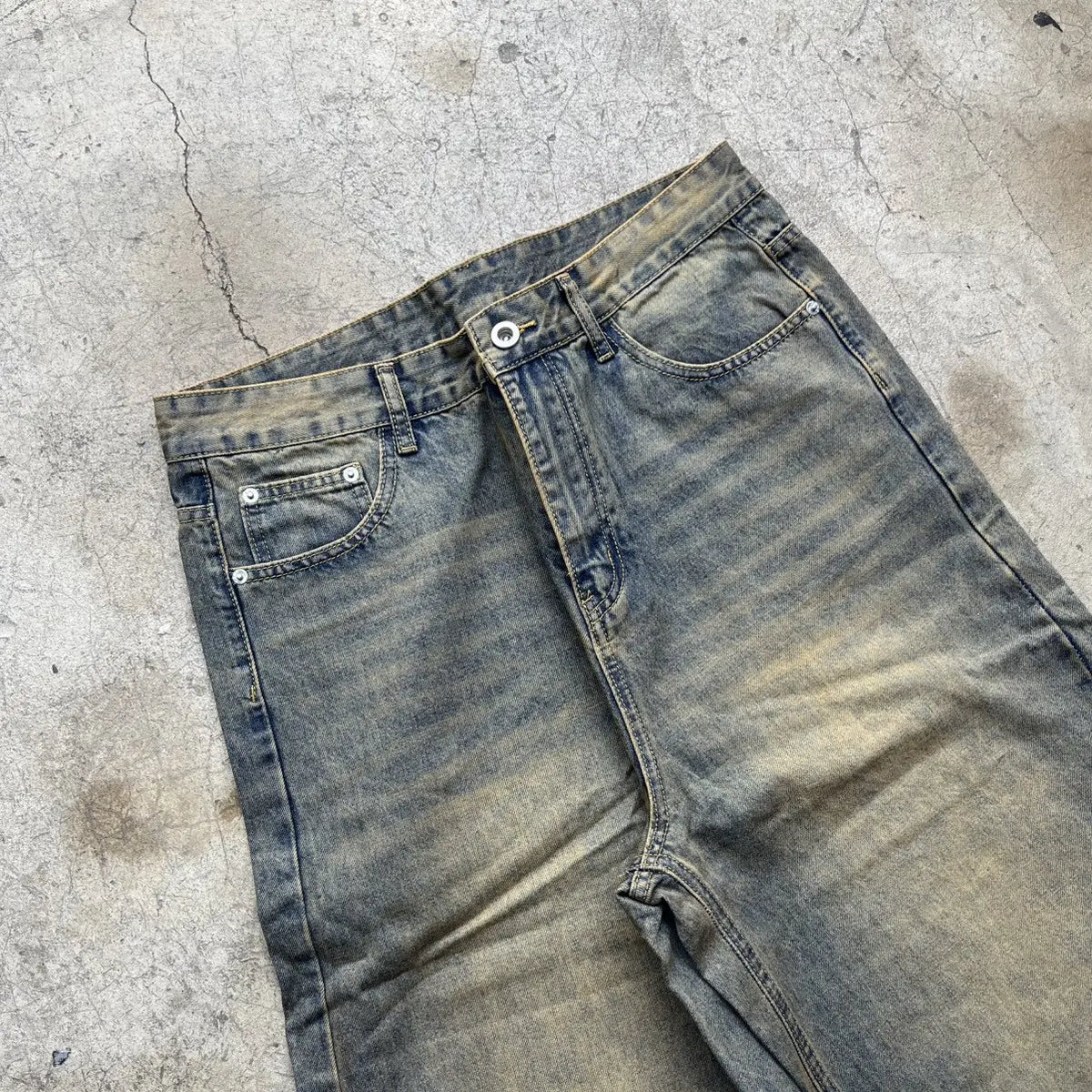Baggy Sand Faded Wide-Leg Jeans